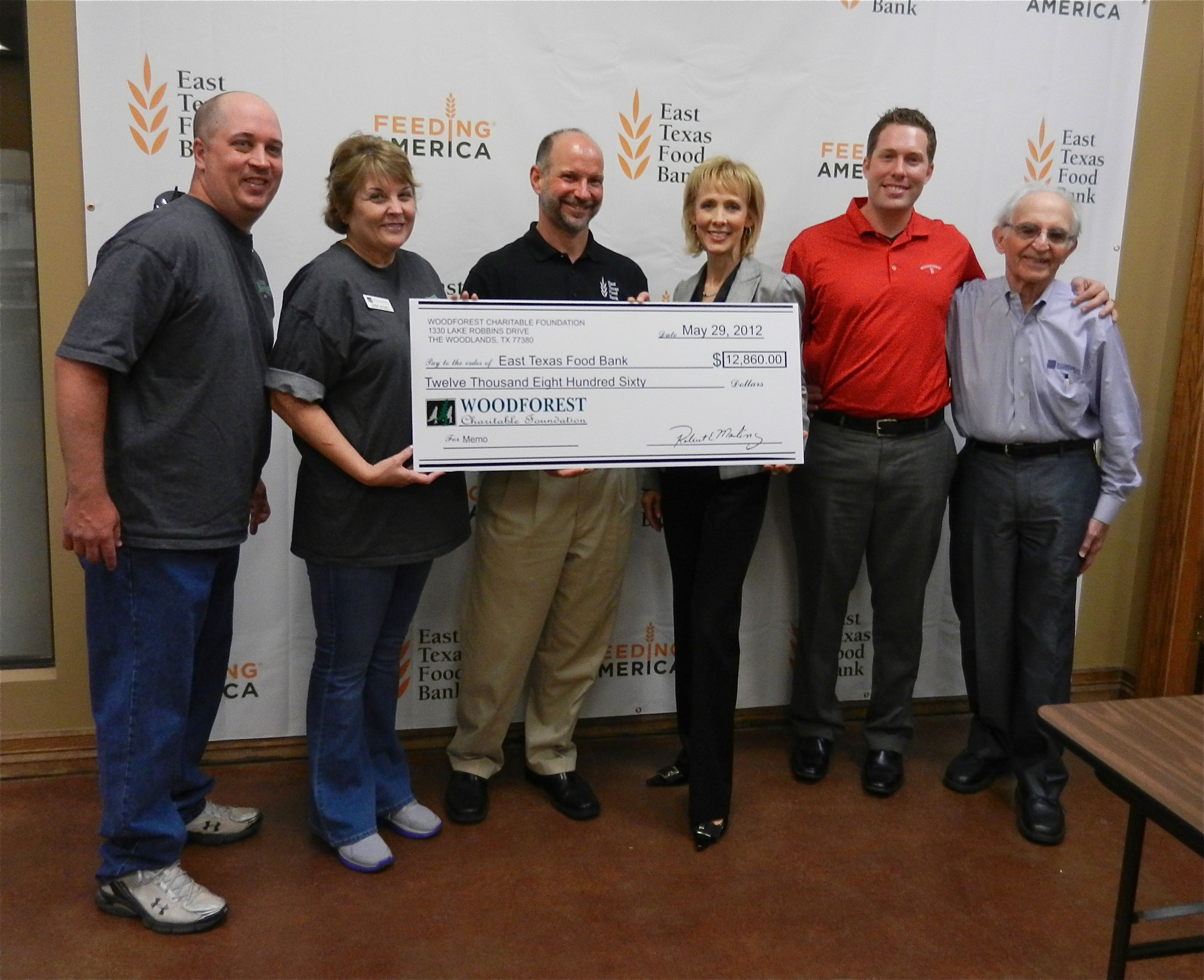 East Texas Food Bank receives $12,860 donation from Woodforest Charitable Foundation.