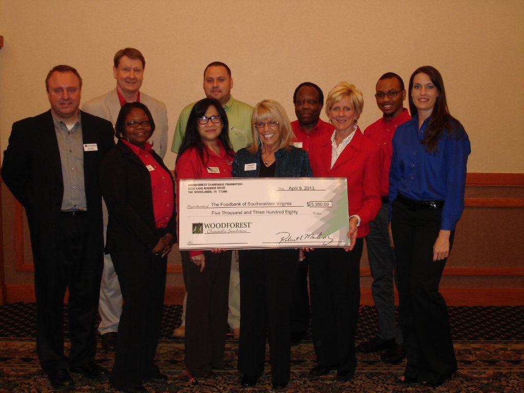 Foodbank of Southeastern Virginia and the Eastern Shore receives $5,380 donation from Woodforest Cha