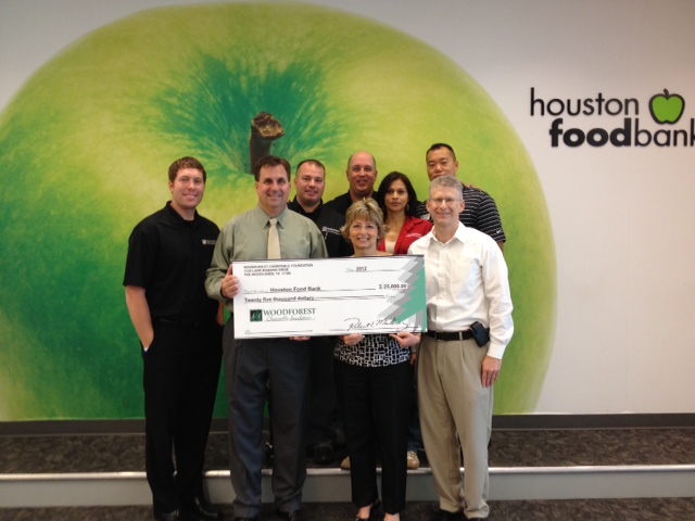Houston Food Bank receives $25,000 donation from Woodforest Charitable Foundation.